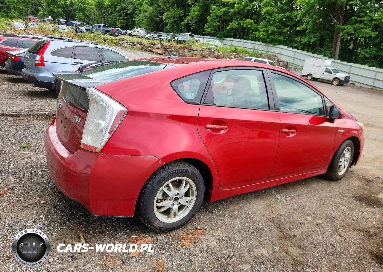 2011 Toyota Prius Two VIN:JTDKN3DU9B0310045 - 3