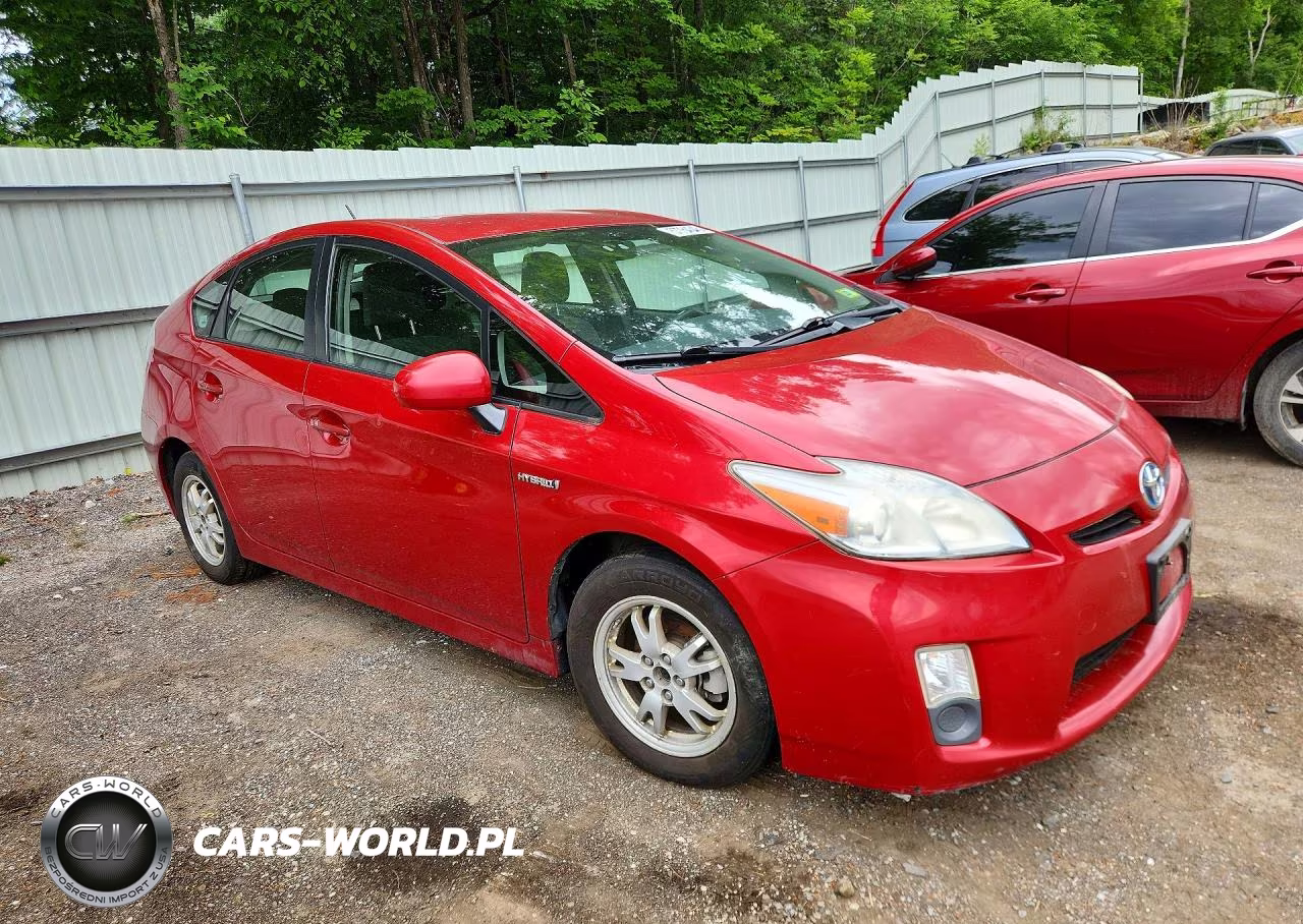 2011 Toyota Prius Two VIN:JTDKN3DU9B0310045 - 4