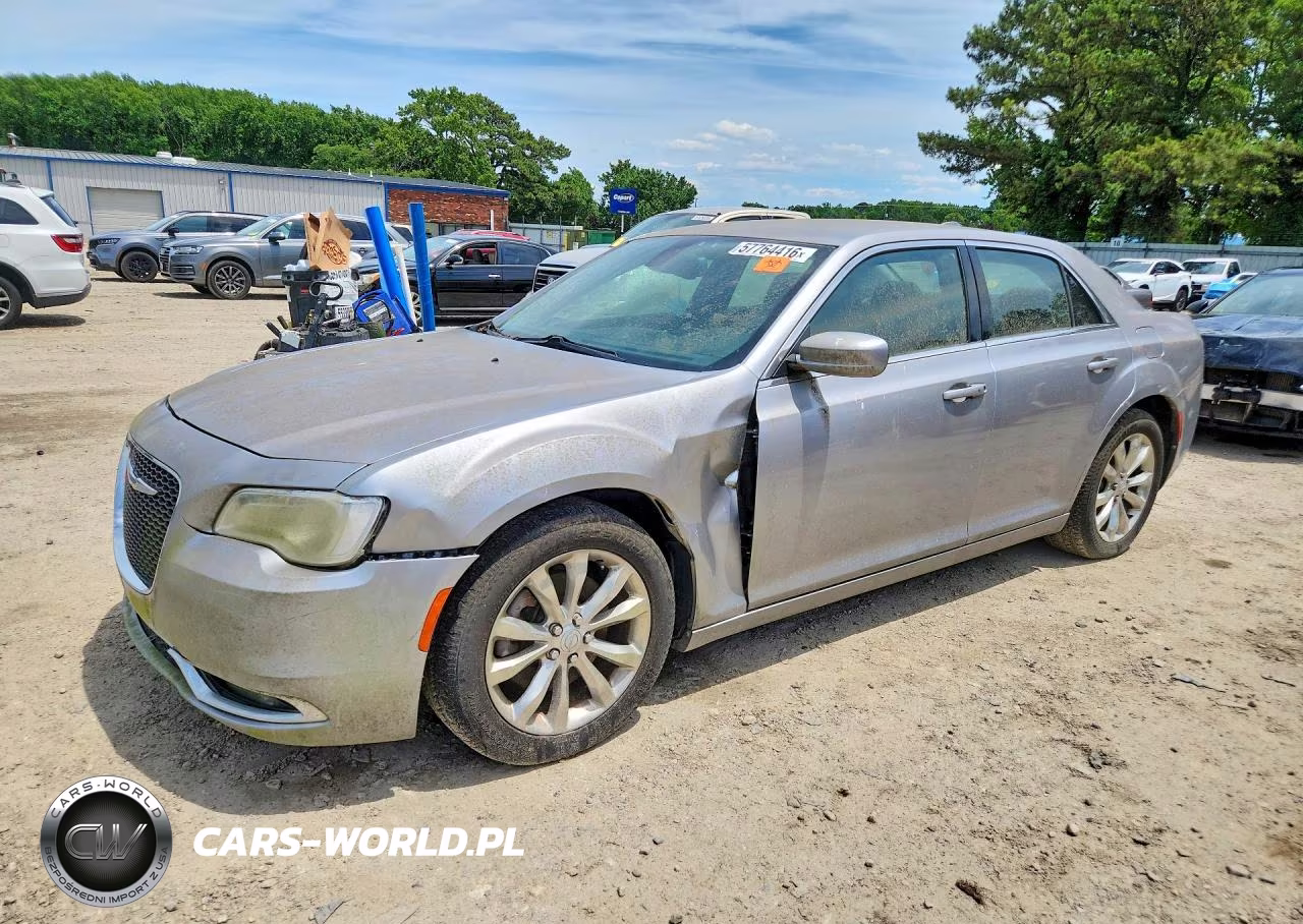 2015 Chrysler 300 Limited VIN:2C3CCARG5FH830959 - 1