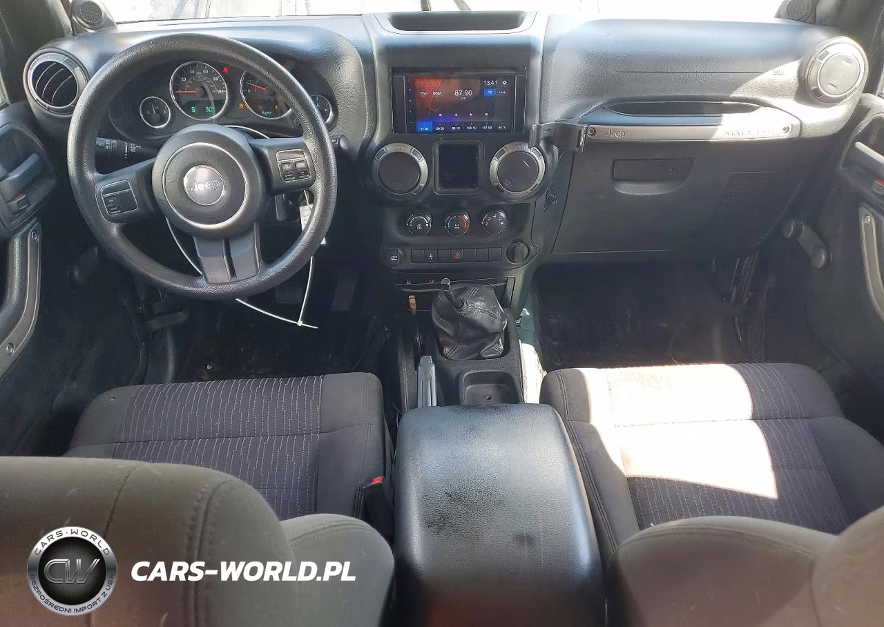 2011 Jeep Wrangler Unlimited Sport VIN:1J4BA3H18BL581943 - 8