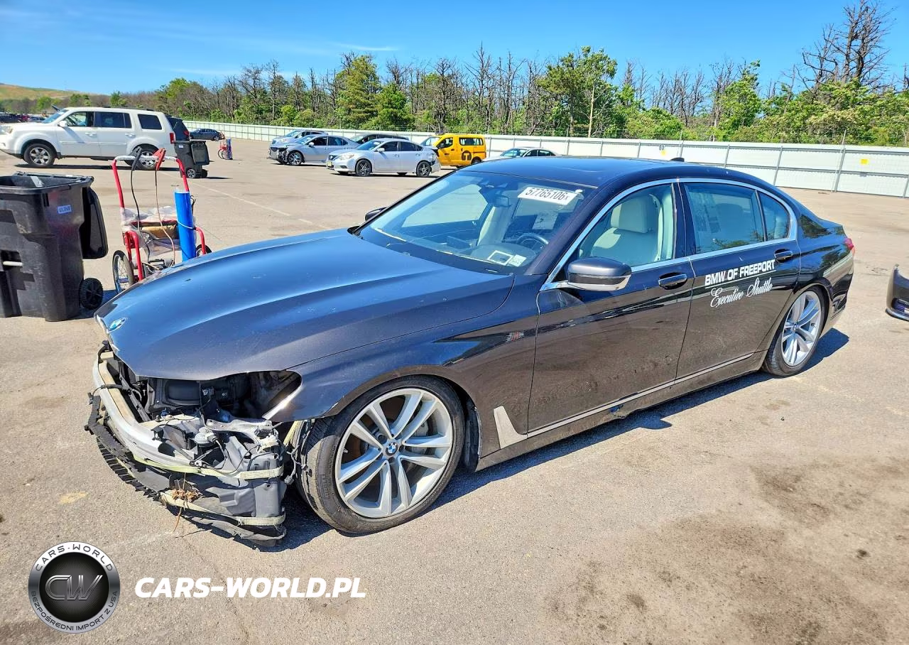 2016 BMW 750 Xi – zdjęcie 1 z 13