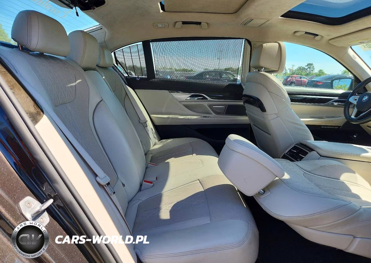 2016 BMW 750 Xi VIN:WBA7F2C53GG420172 - 10