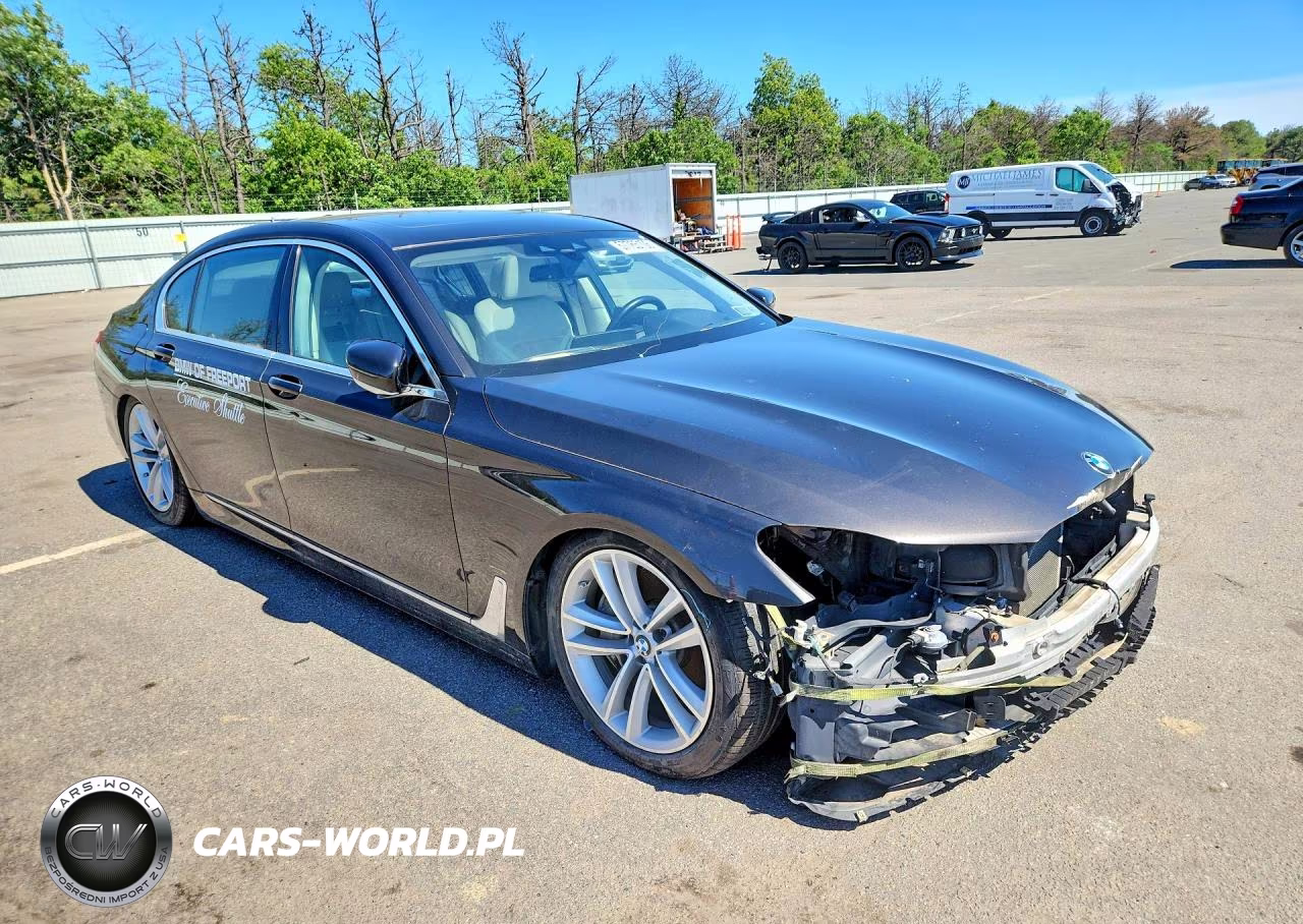 2016 BMW 750 Xi VIN:WBA7F2C53GG420172 - 4