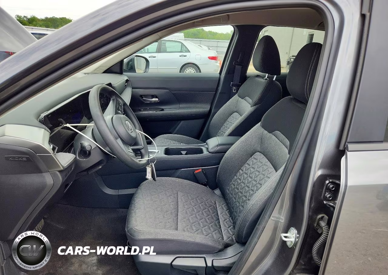 2026 Nissan Kicks Sv VIN:3N8AP6CB9TL389653 - 7