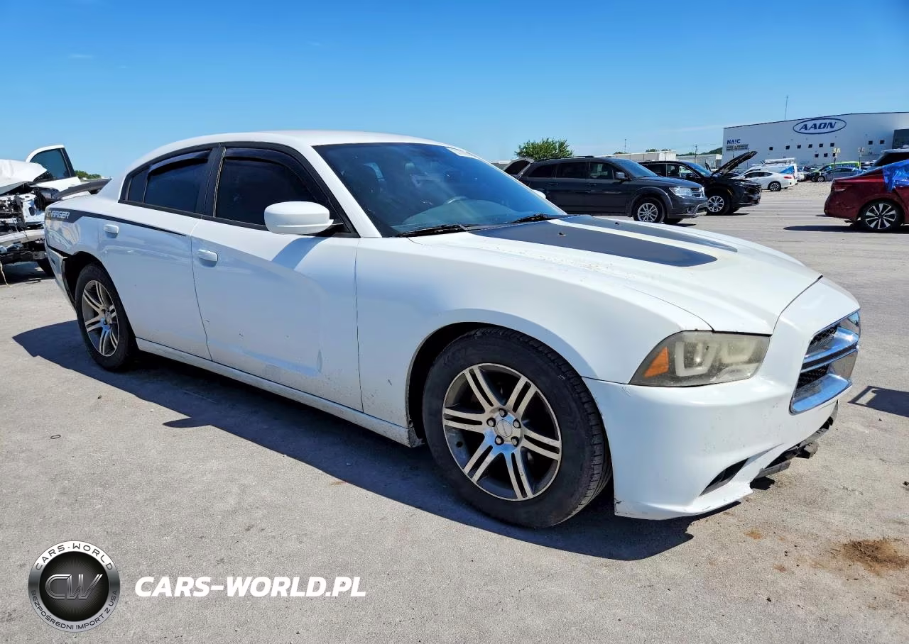 2013 Dodge Charger Se VIN:2C3CDXBG1DH563956 - 4