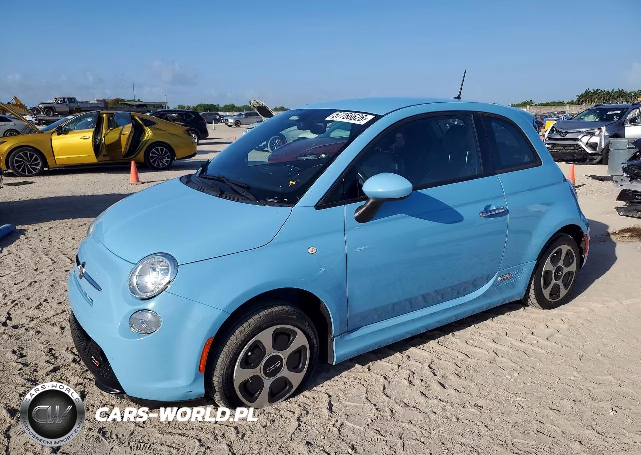 2017 Fiat 500 Electric – zdjęcie 1 z 12
