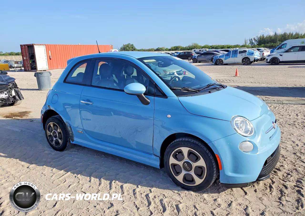 2017 Fiat 500 Electric VIN:3C3CFFGE1HT579907 - 4