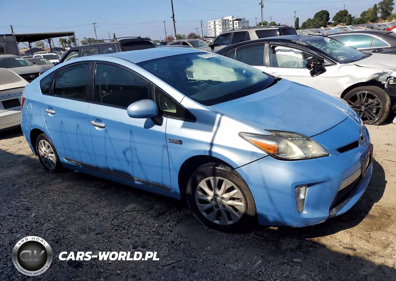 2013 Toyota Prius Plug-In Hybrid Base VIN:JTDKN3DP7D3046075 - 4
