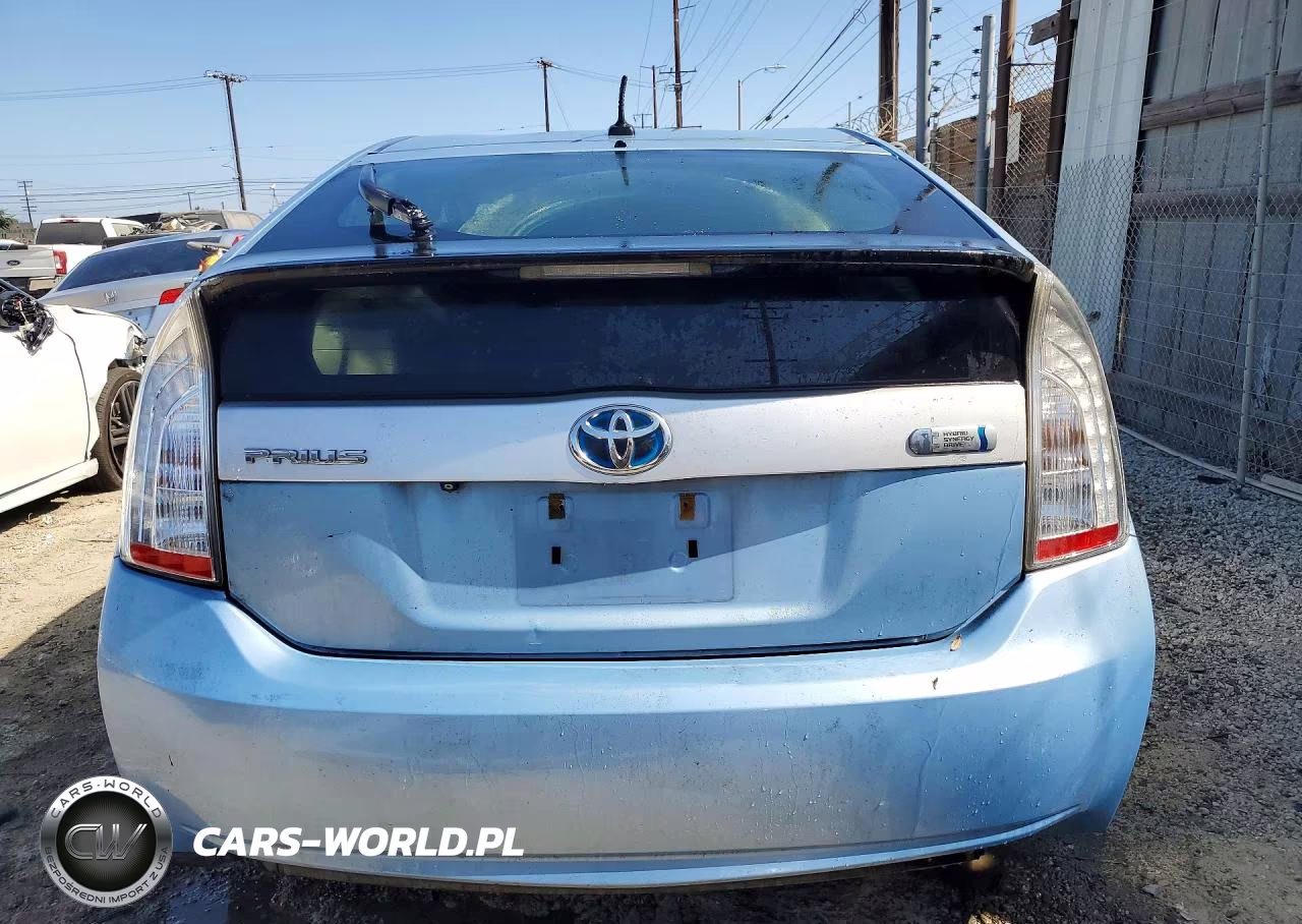 2013 Toyota Prius Plug-In Hybrid Base VIN:JTDKN3DP7D3046075 - 6