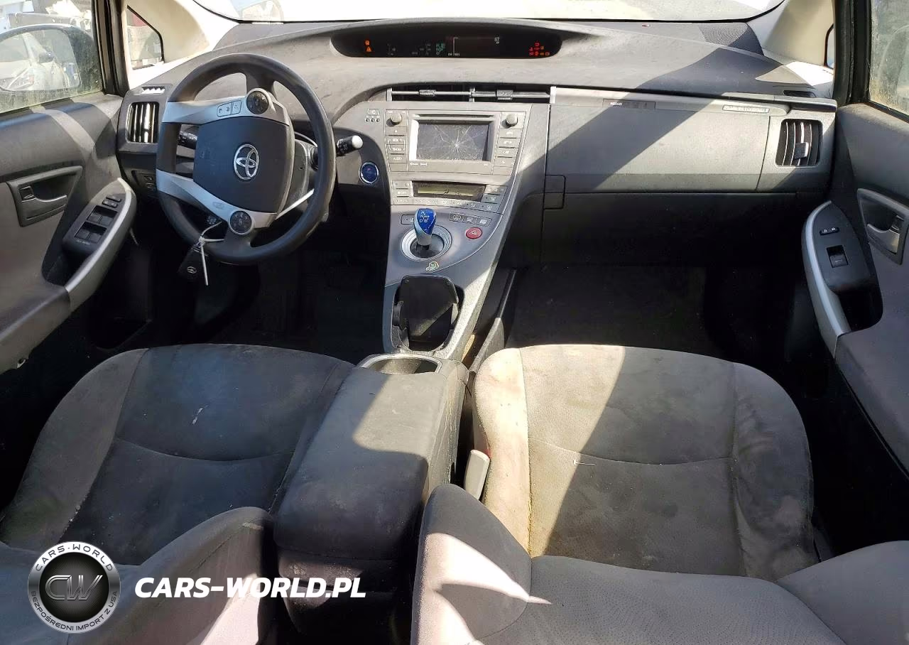 2013 Toyota Prius Plug-In Hybrid Base VIN:JTDKN3DP7D3046075 - 8