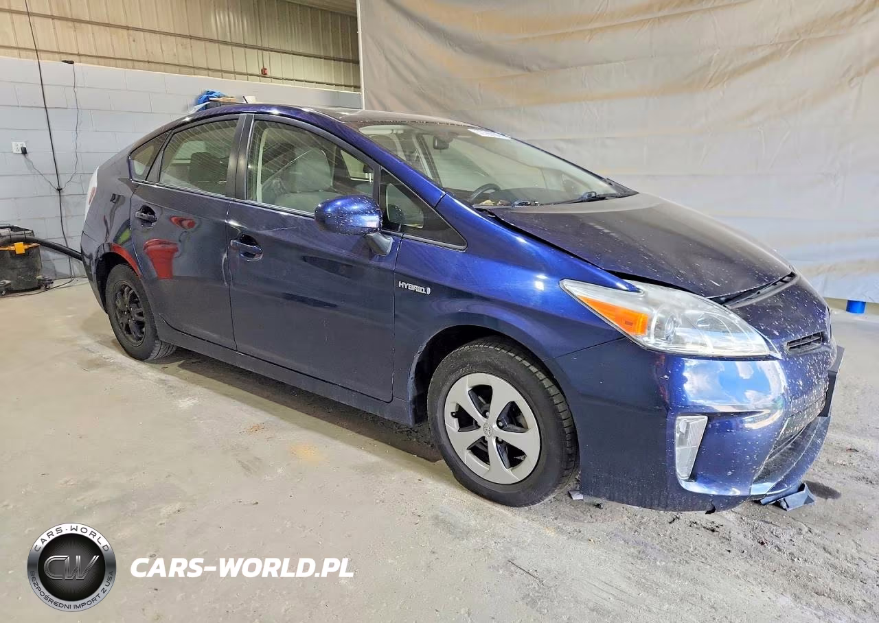 2012 Toyota Prius Three VIN:JTDKN3DU0C0336017 - 4