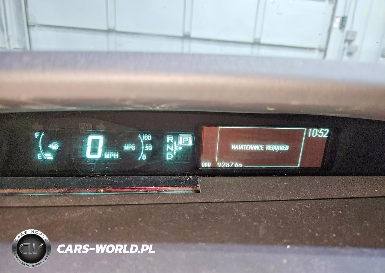 2012 Toyota Prius Three VIN:JTDKN3DU0C0336017 - 9