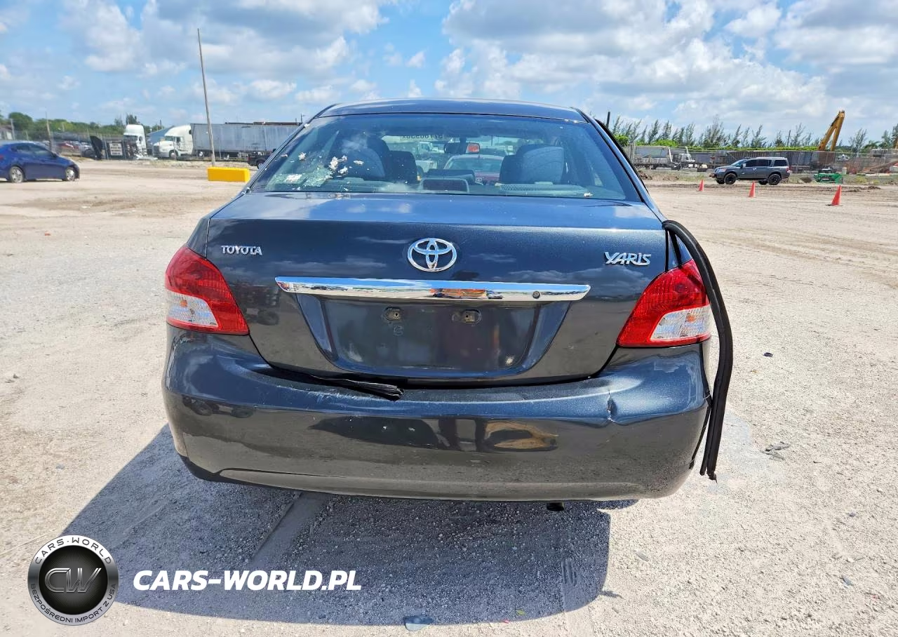 2011 Toyota Yaris Base VIN:JTDBT4K34BL002107 - 6