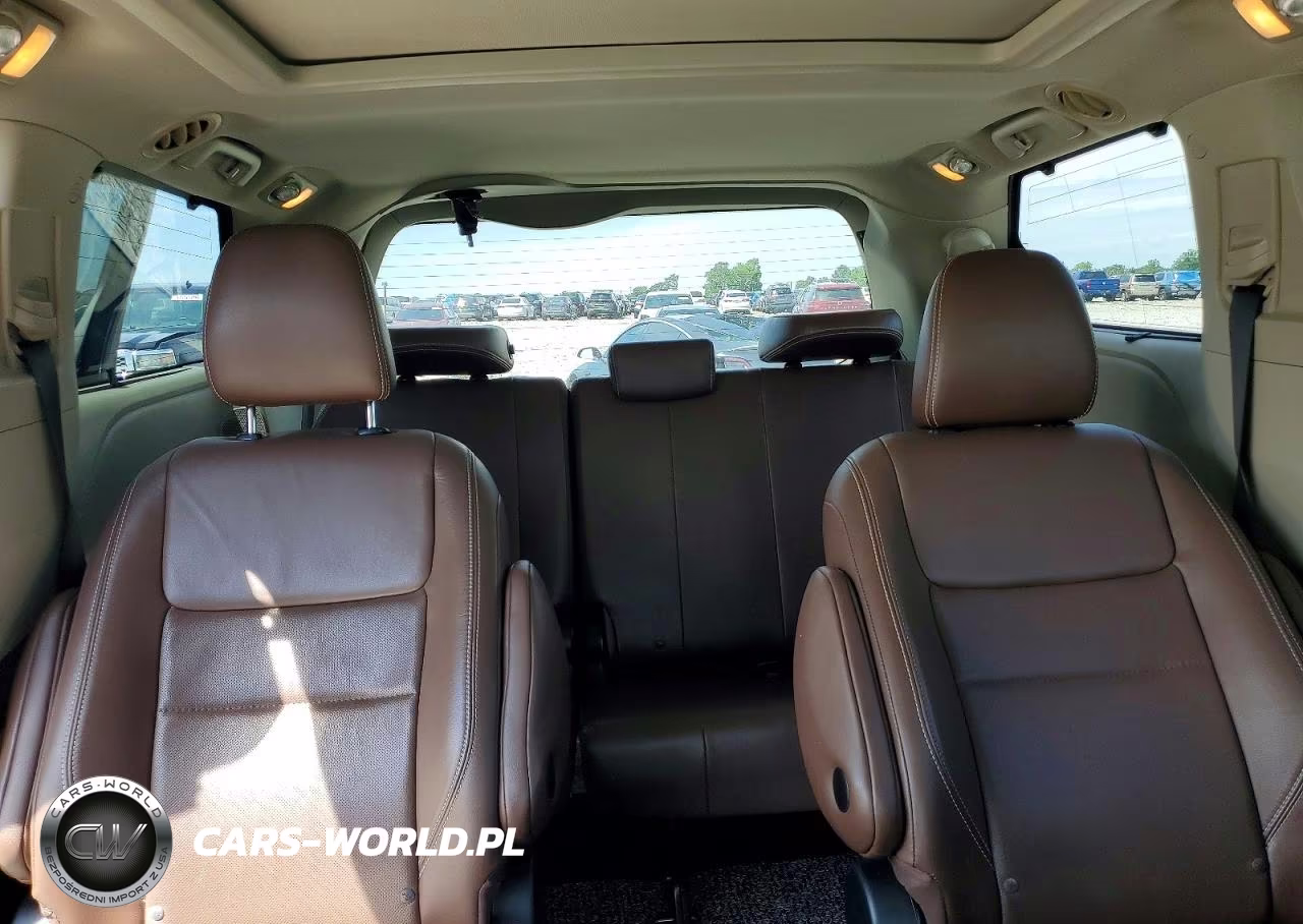 2016 Toyota Sienna Limited Premium 7-Passenger VIN:5TDDK3DC2GS132041 - 10