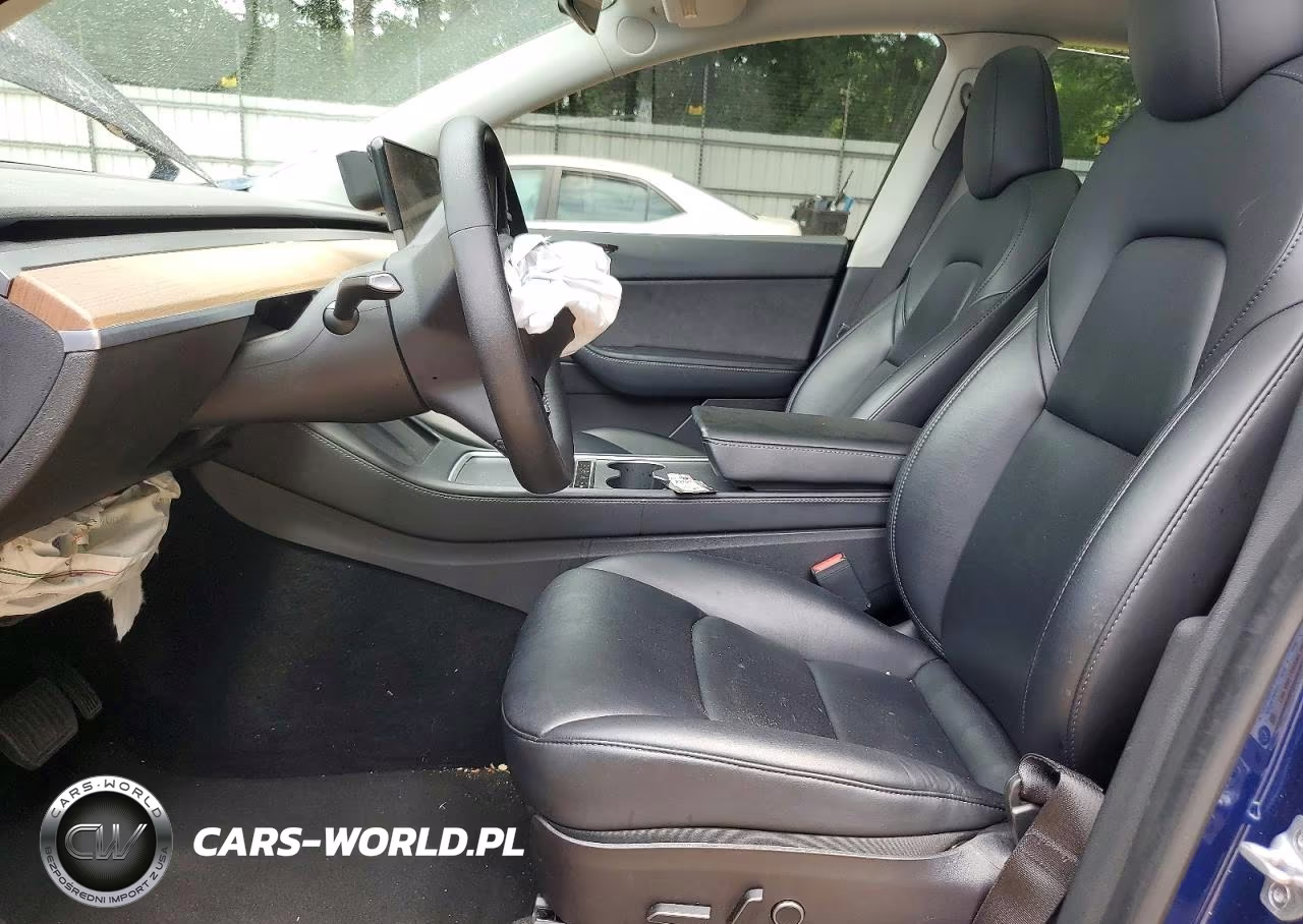 2022 Tesla Model Y VIN:7SAYGDEE2NF423801 - 7