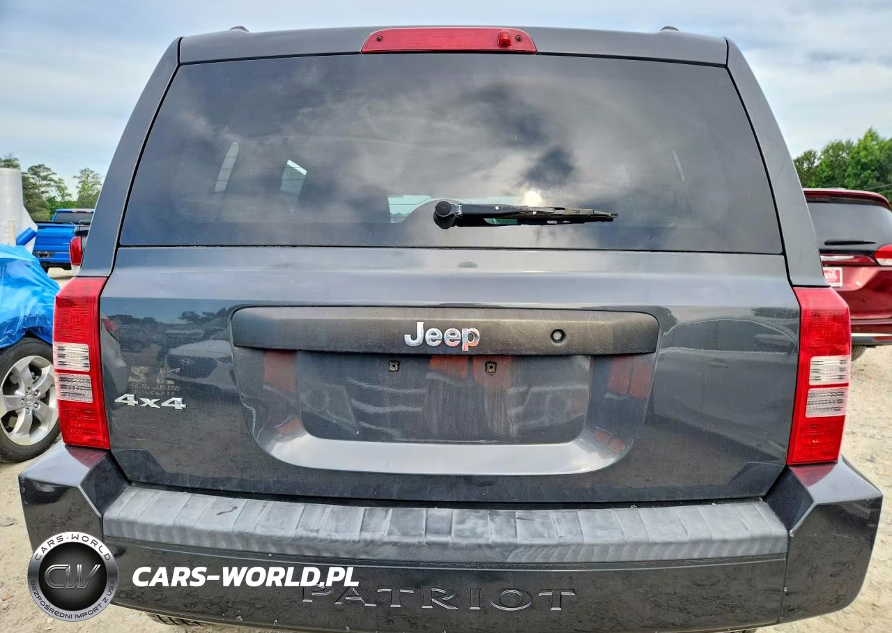 2010 Jeep Patriot Sport VIN:1J4NF1GB6AD675454 - 6