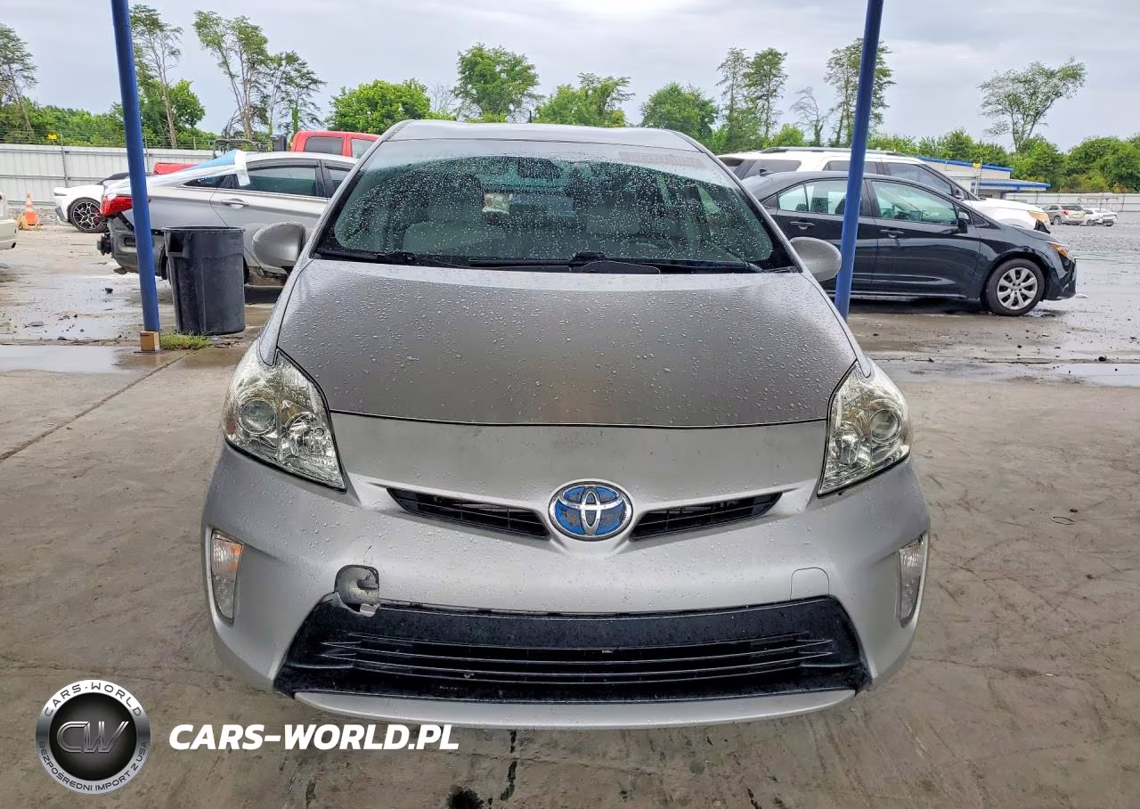 2012 Toyota Prius Three VIN:JTDKN3DU8C5493295 - 5