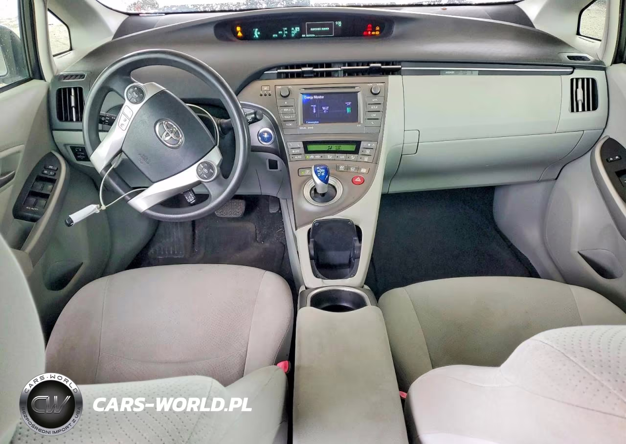 2012 Toyota Prius Three VIN:JTDKN3DU8C5493295 - 8