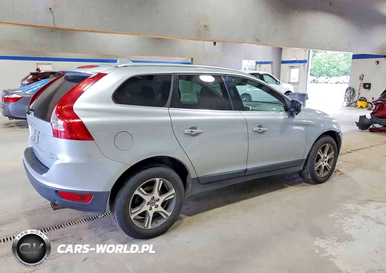 2013 Volvo Xc60 T6 VIN:YV4902DZ4D2440242 - 3