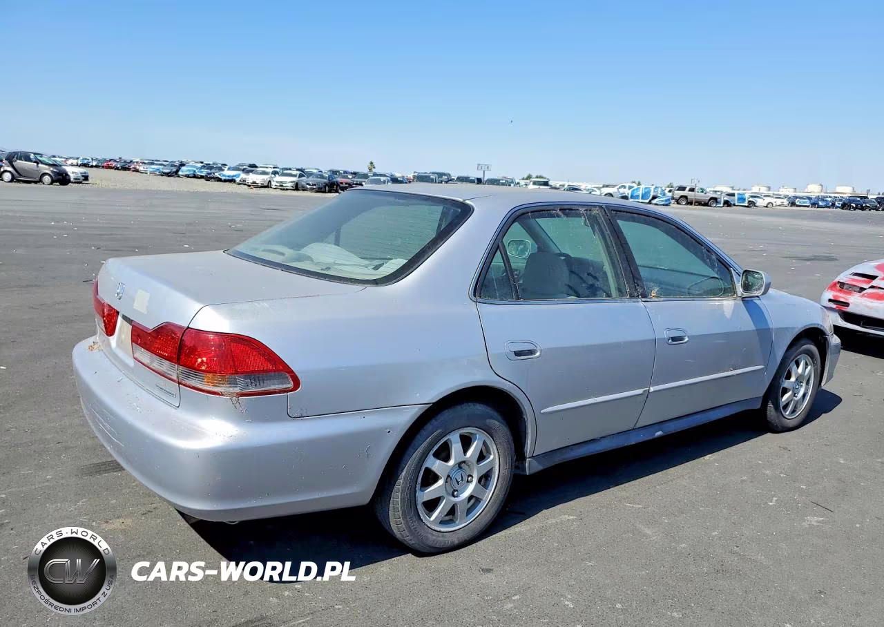 2002 Honda Accord VIN:1HGCG66822A016207 - 3