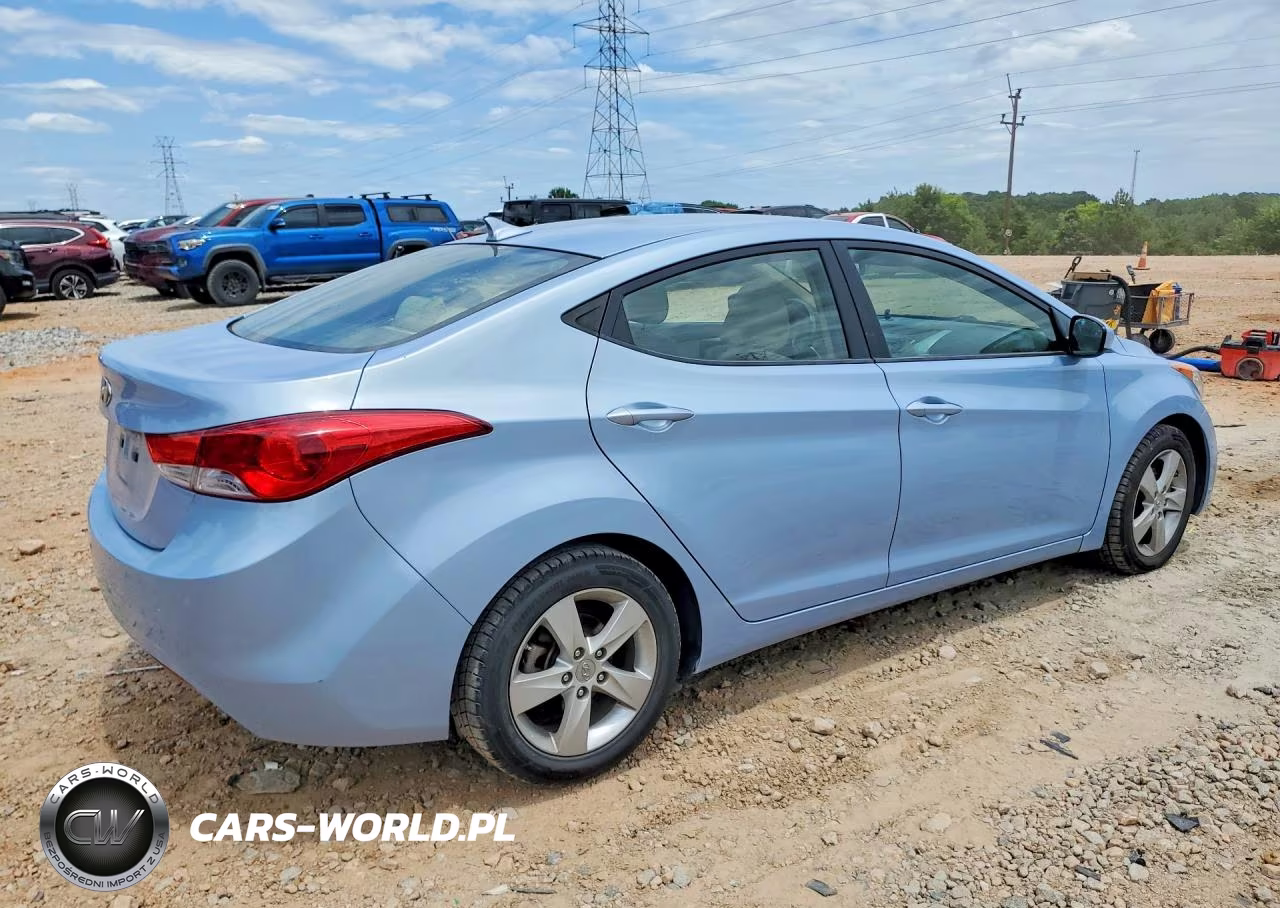2013 Hyundai Elantra Gls VIN:KMHDH4AE1DU640918 - 3