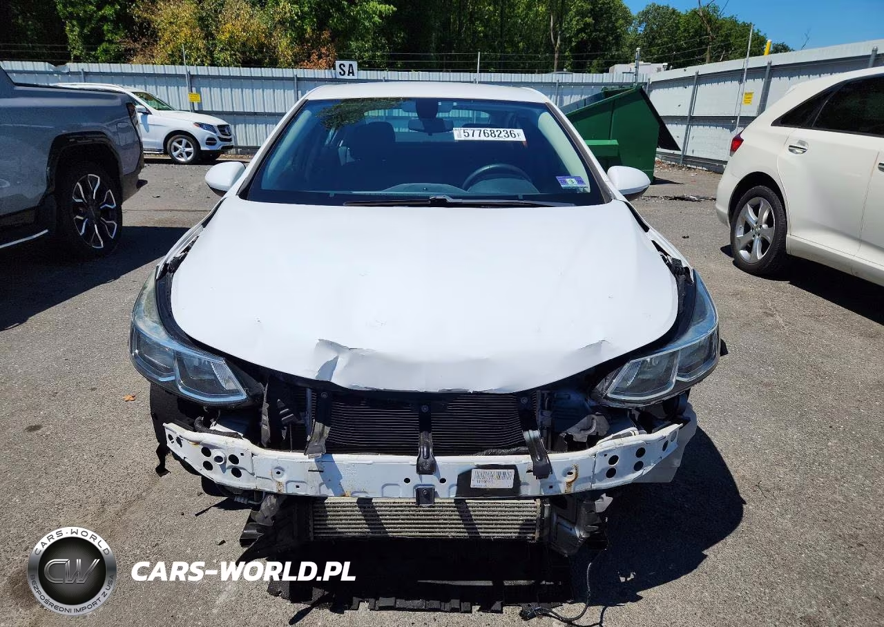 2018 Chevrolet Cruze Ls VIN:1G1BC5SM2J7195937 - 5