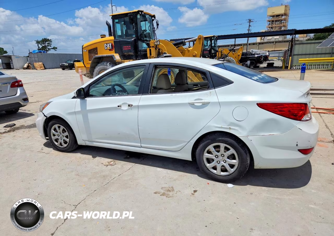 2013 Hyundai Accent Gls VIN:KMHCT4AE4DU305775 - 2