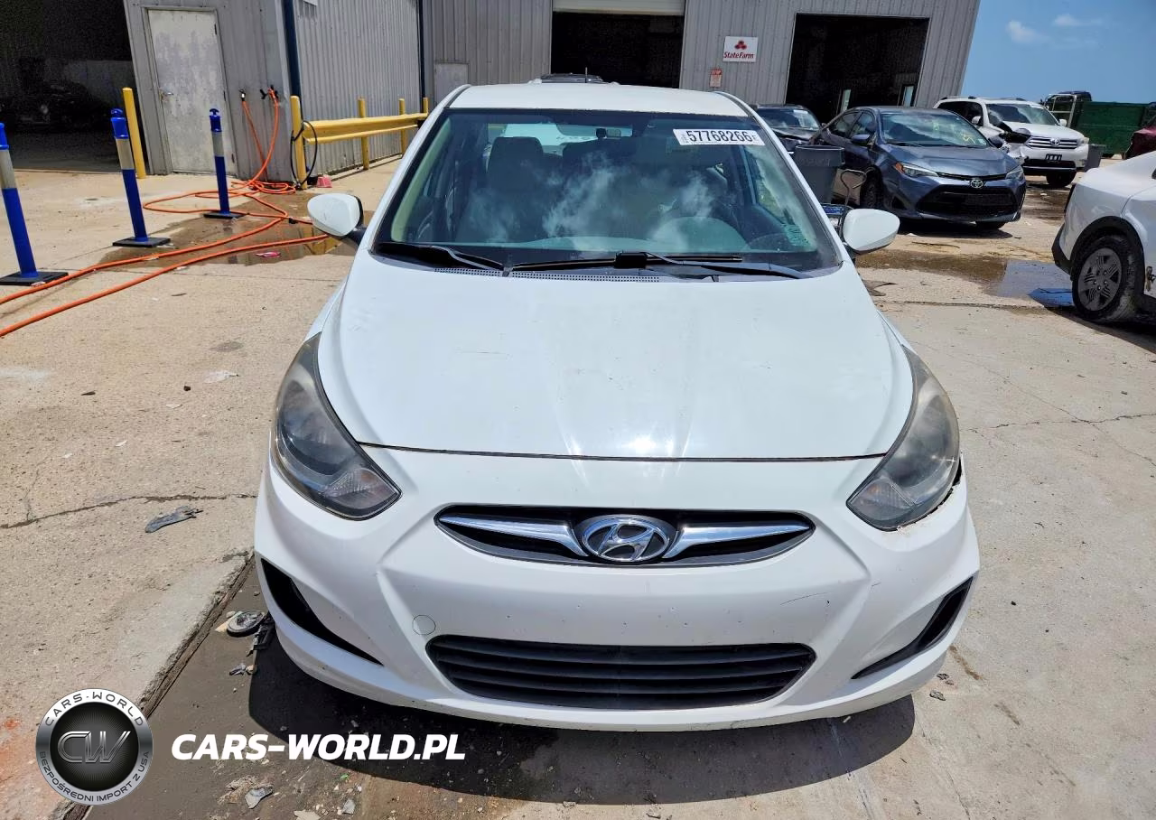 2013 Hyundai Accent Gls VIN:KMHCT4AE4DU305775 - 5