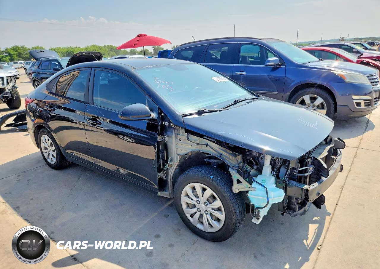 2021 Hyundai Accent Se VIN:3KPC24A63ME146424 - 4