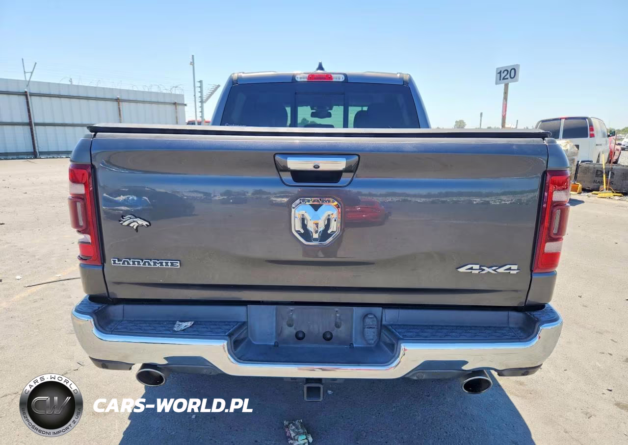 2020 Ram 1500 Laramie VIN:1C6SRFJT8LN301883 - 6