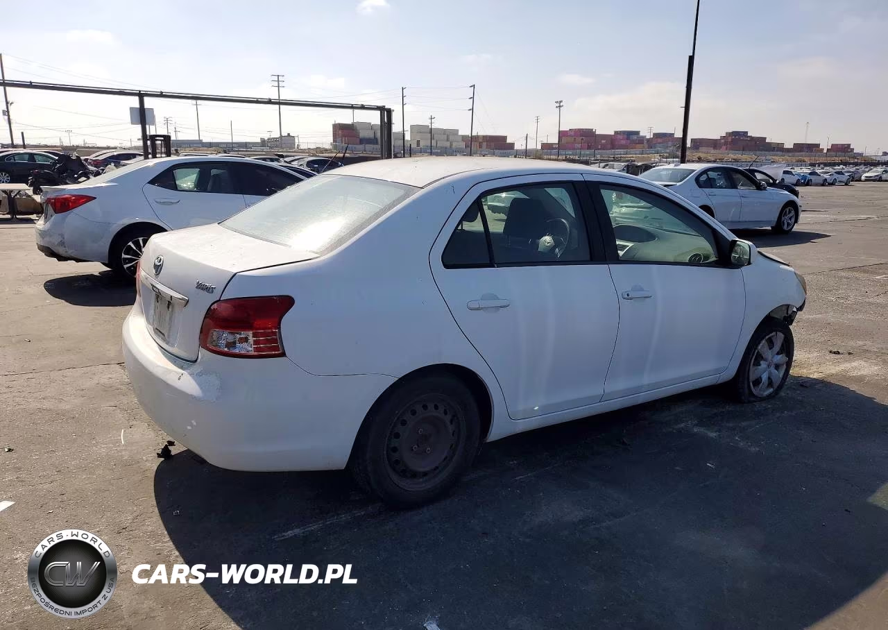 2007 Toyota Yaris Base VIN:JTDBT923471119704 - 3