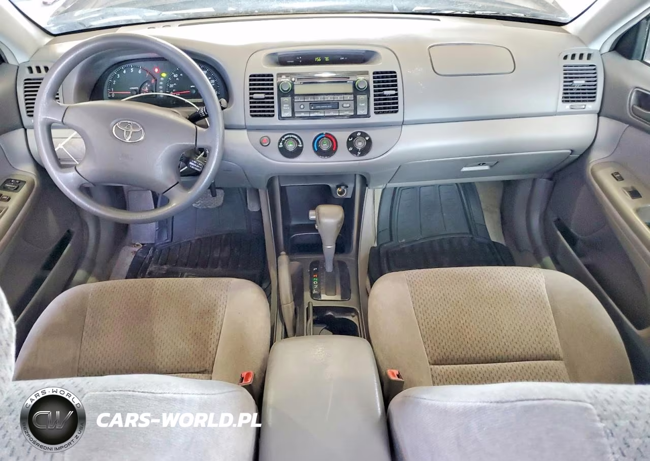 2003 Toyota Camry Le VIN:4T1BE32K93U126120 - 8