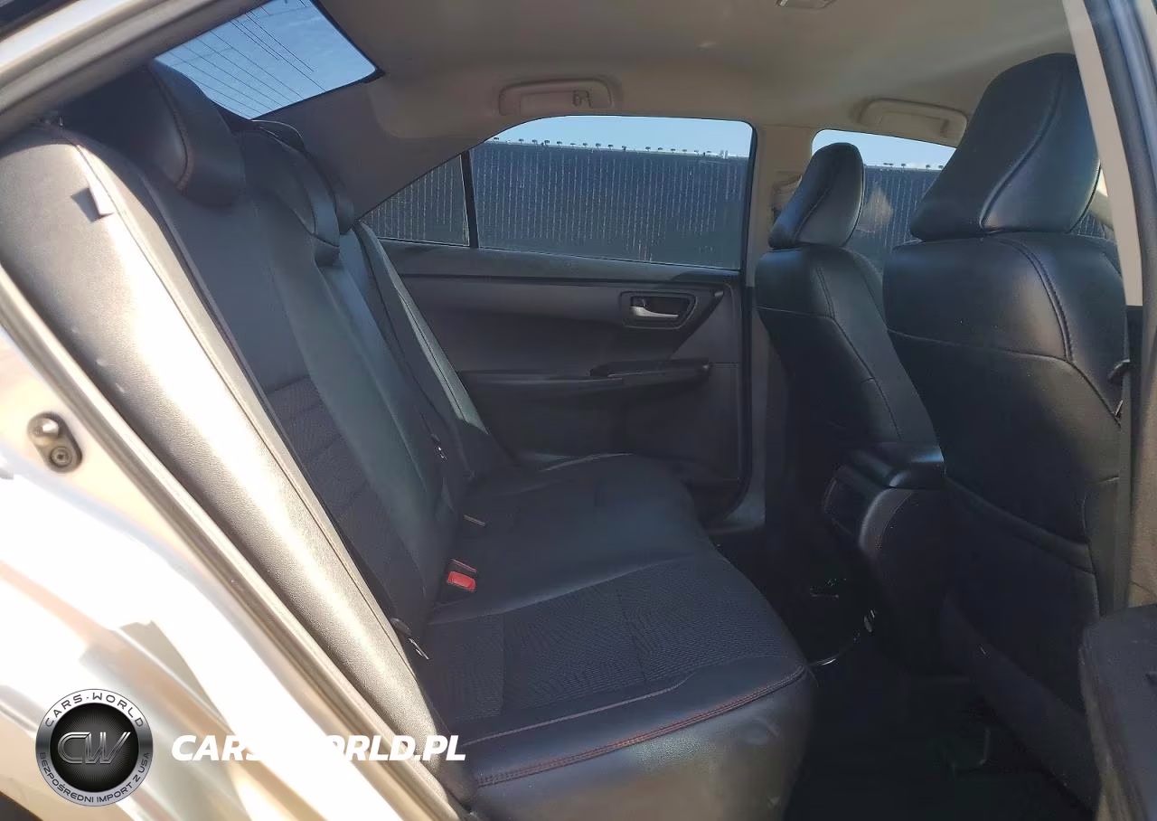 2017 Toyota Camry Se VIN:4T1BF1FK2HU660241 - 10