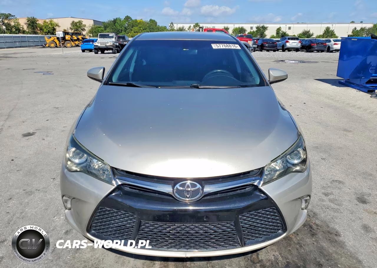 2017 Toyota Camry Se VIN:4T1BF1FK2HU660241 - 5
