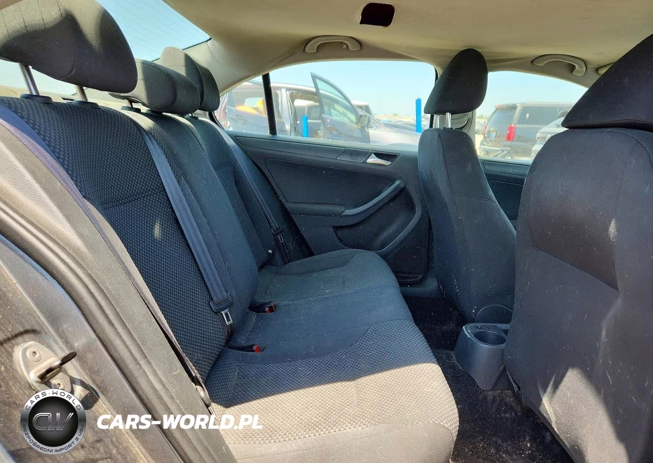 2012 Volkswagen Jetta Base VIN:3VW2K7AJ6CM349861 - 10