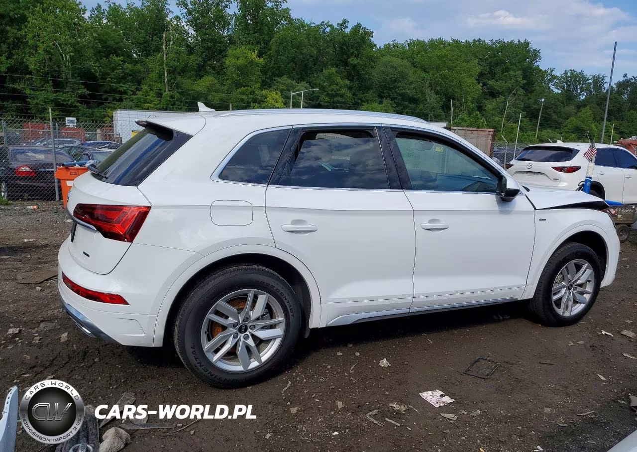 2023 Audi Q5 Premium 45 VIN:WA1GAAFYXP2112084 - 3