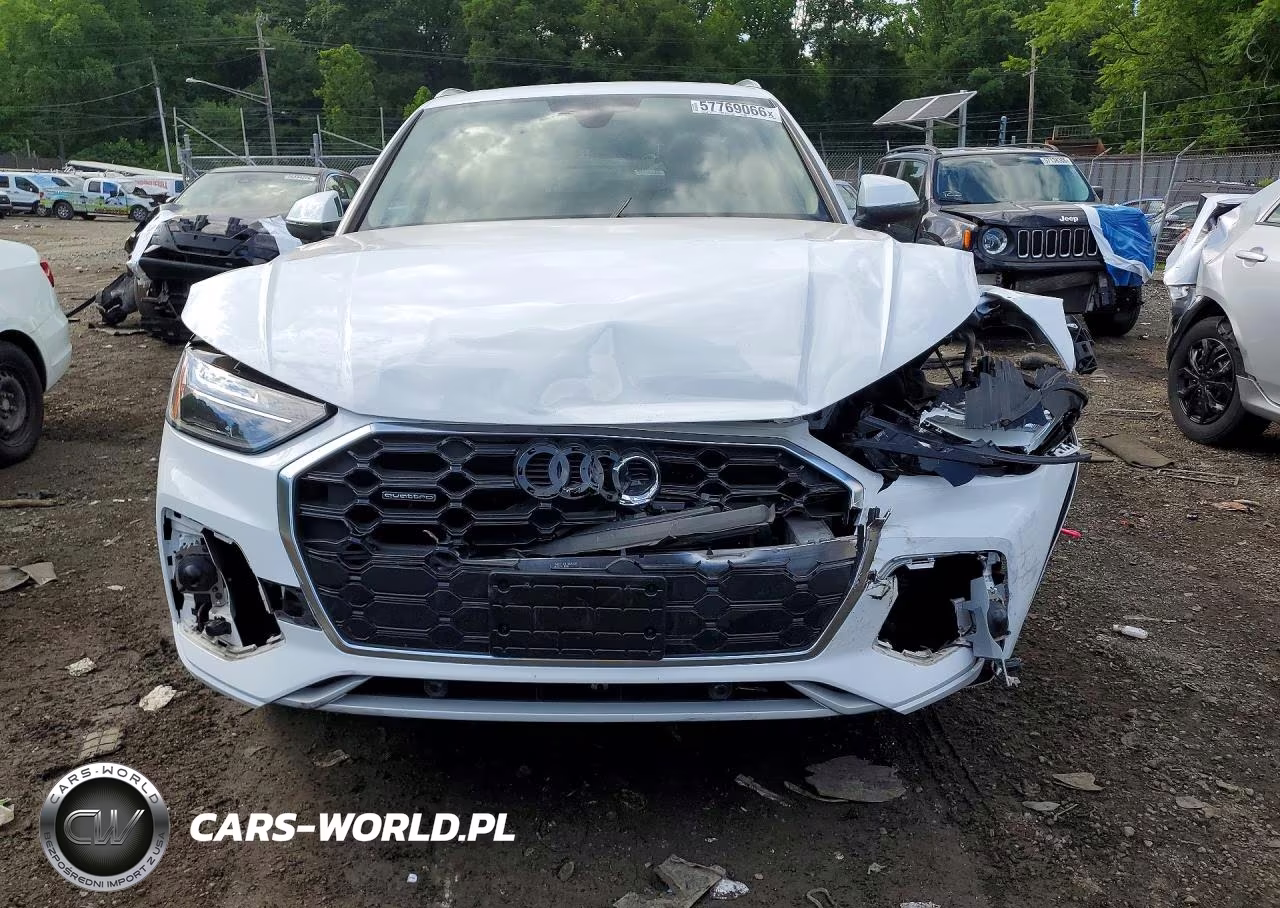 2023 Audi Q5 Premium 45 VIN:WA1GAAFYXP2112084 - 5