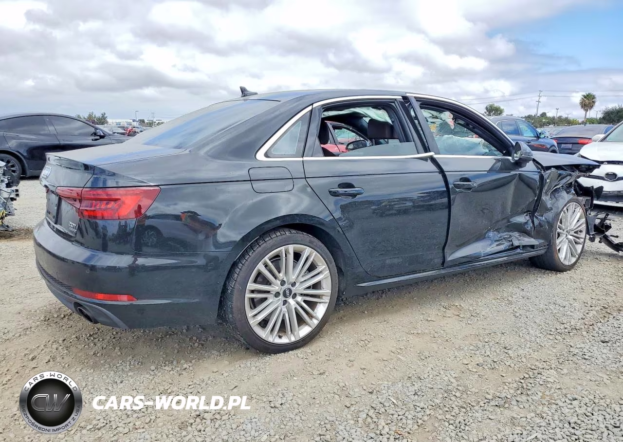 2018 Audi A4 Premium Plus VIN:WAUENAF4XJA063526 - 3