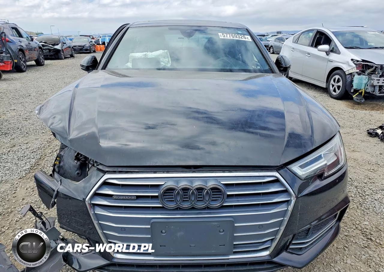 2018 Audi A4 Premium Plus VIN:WAUENAF4XJA063526 - 5