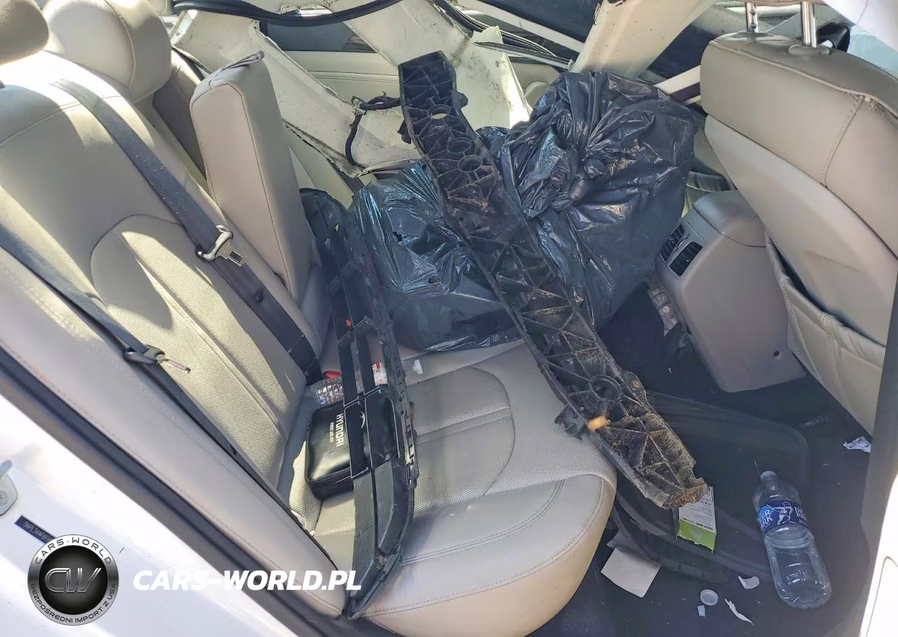 2015 Hyundai Sonata Limited VIN:5NPE34AF6FH013080 - 10