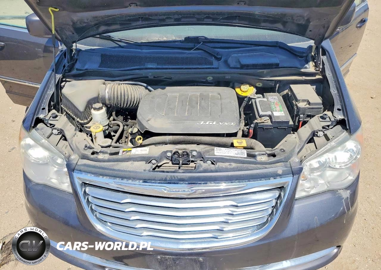 2016 Chrysler Town & Country Touring VIN:2C4RC1BG6GR213453 - 12