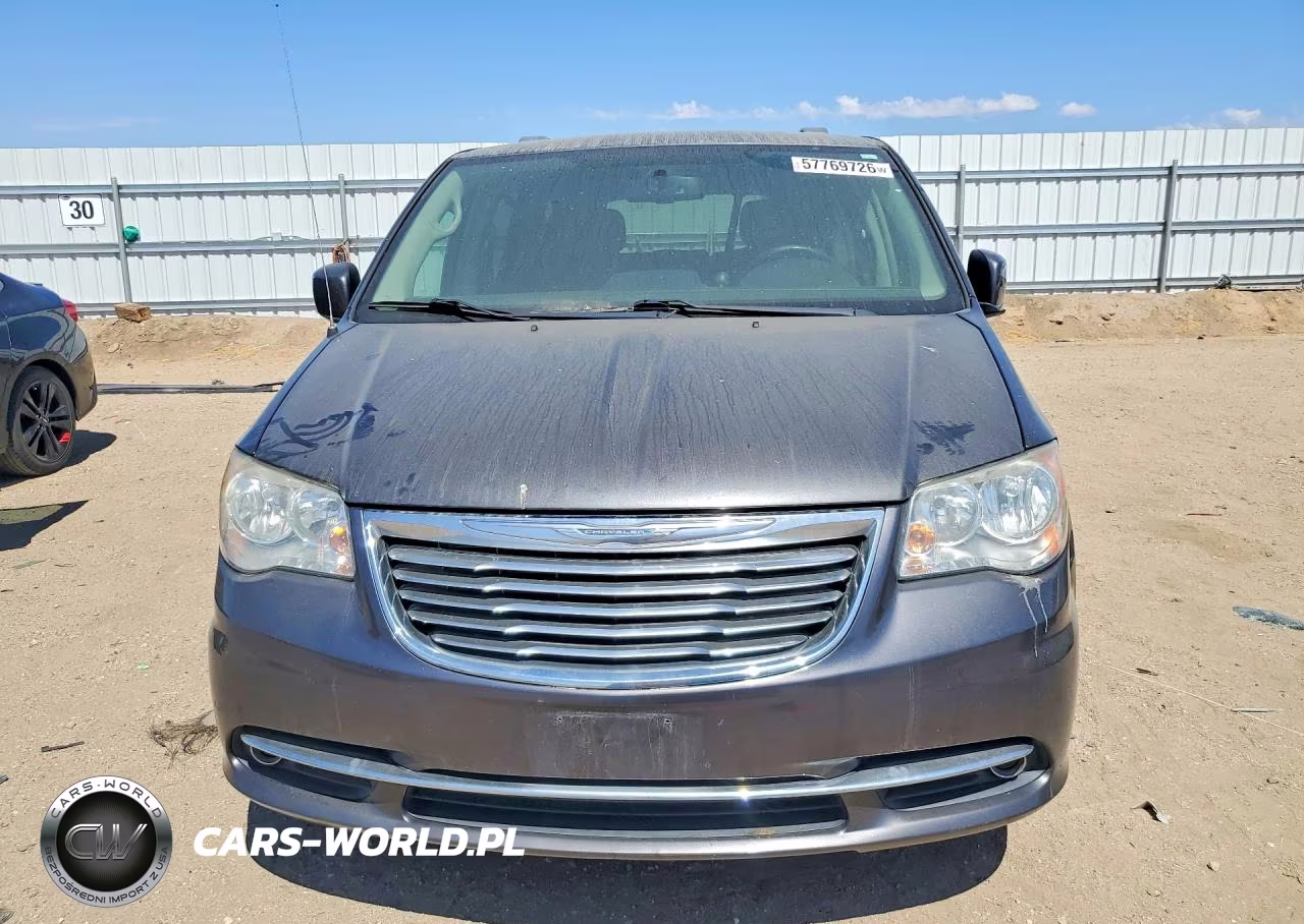 2016 Chrysler Town & Country Touring VIN:2C4RC1BG6GR213453 - 5
