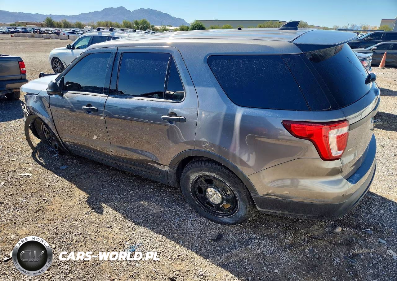 2016 Ford Explorer Police Interceptor VIN:1FM5K8AR9GGC92272 - 2