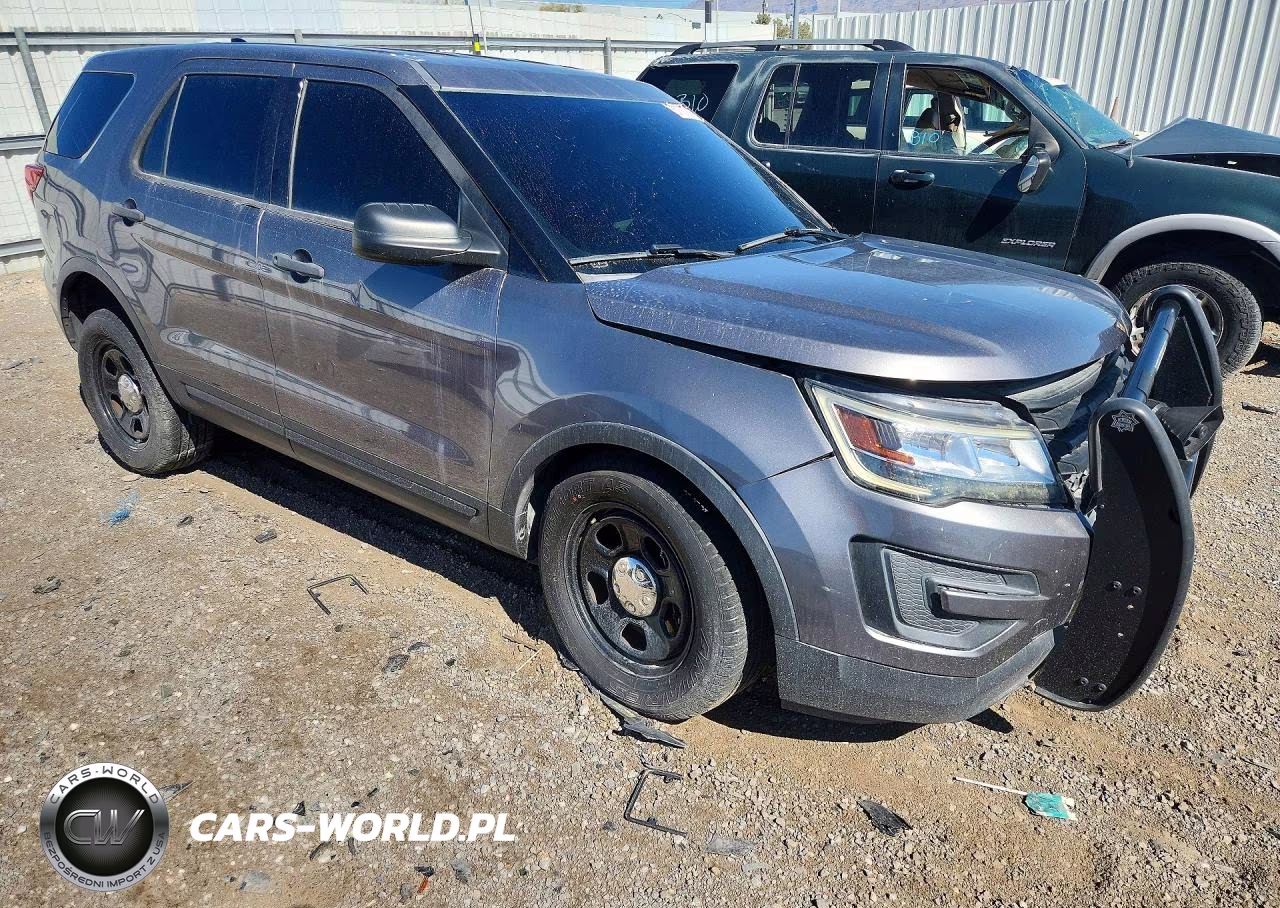 2016 Ford Explorer Police Interceptor VIN:1FM5K8AR9GGC92272 - 4