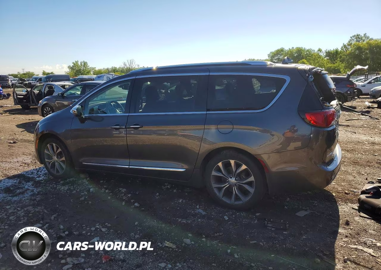 2017 Chrysler Pacifica Limited VIN:2C4RC1GG4HR753605 - 2