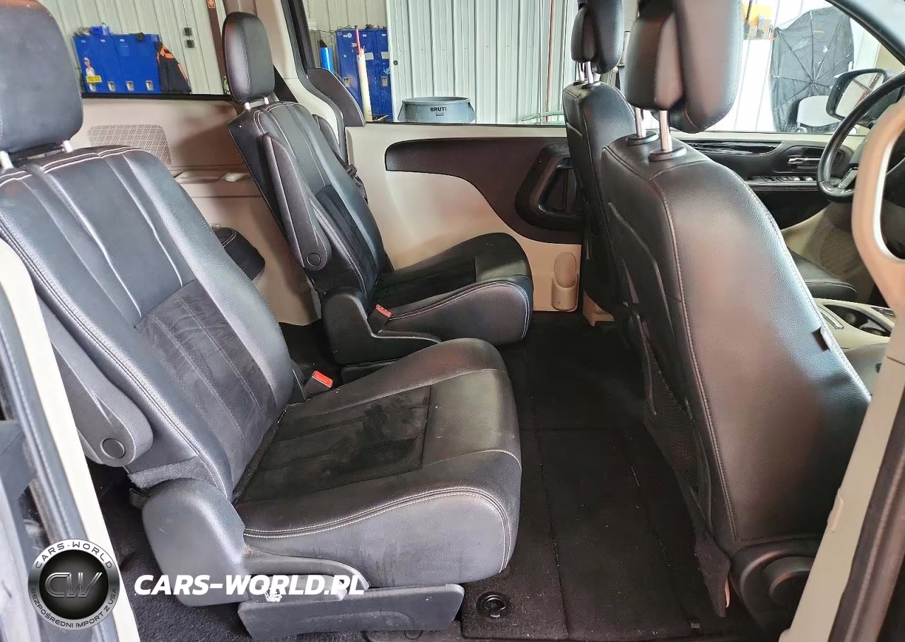 2018 Dodge Grand Caravan Sxt VIN:2C4RDGCG9JR207653 - 11