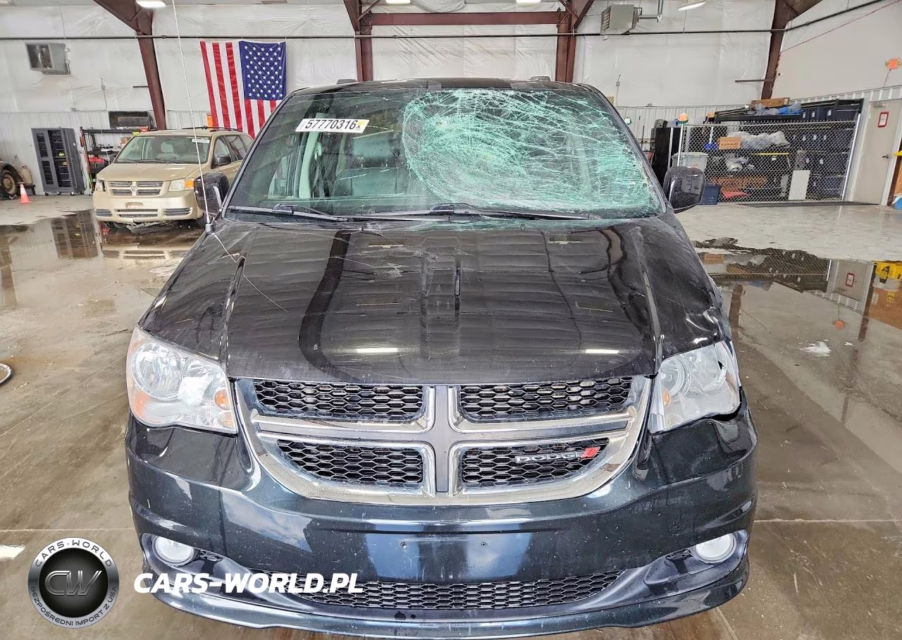 2018 Dodge Grand Caravan Sxt VIN:2C4RDGCG9JR207653 - 5