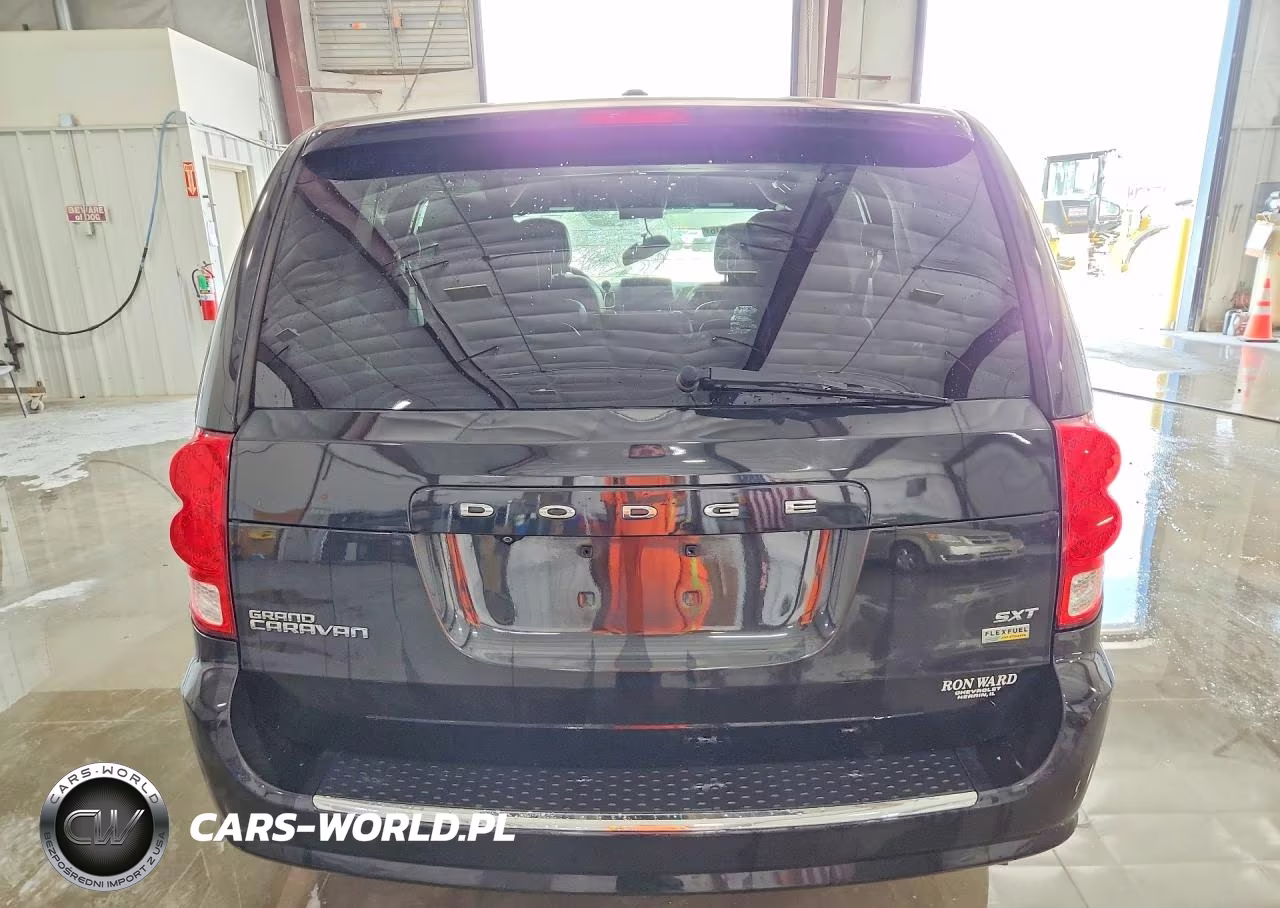 2018 Dodge Grand Caravan Sxt VIN:2C4RDGCG9JR207653 - 6