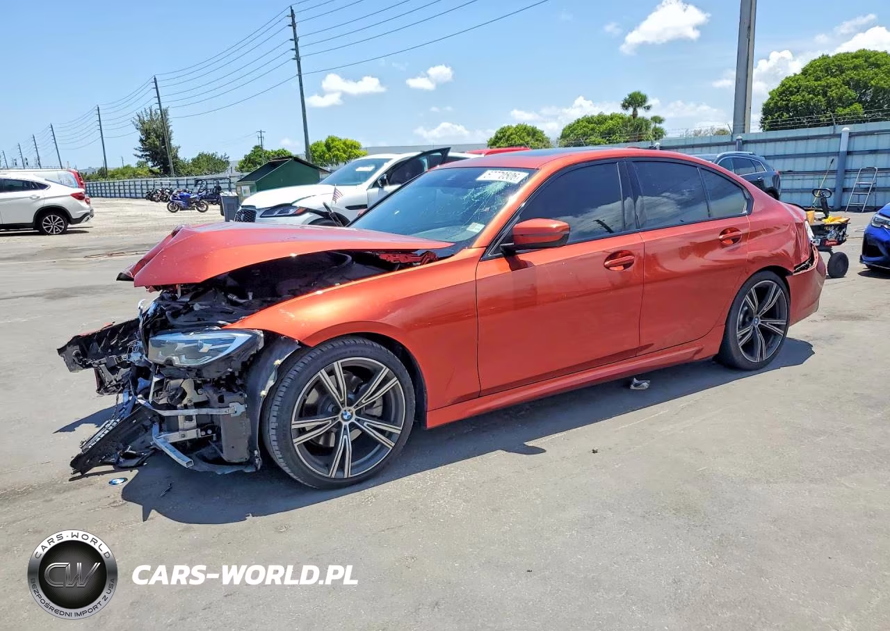 2020 BMW 330I – zdjęcie 1 z 12