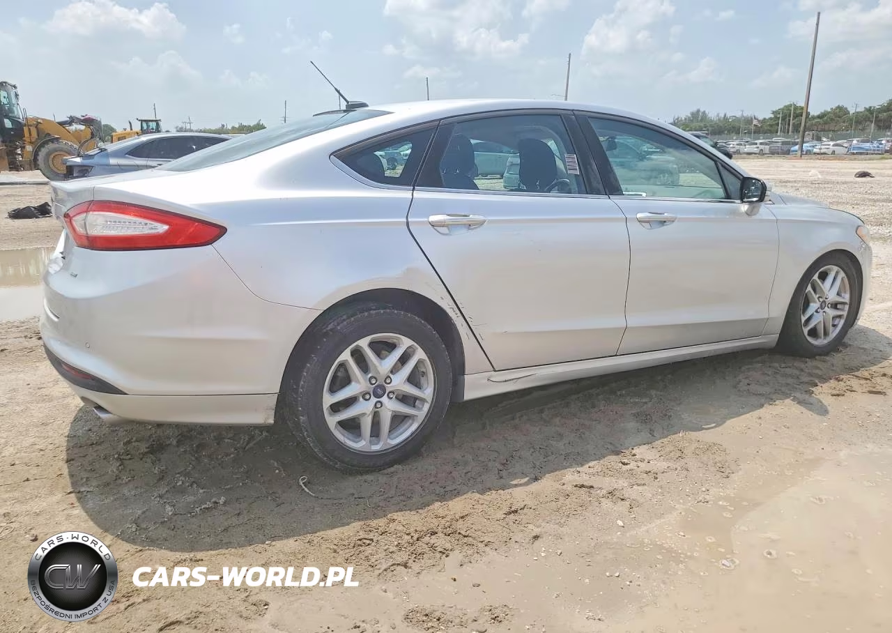 2014 Ford Fusion Se VIN:3FA6P0H70ER386942 - 3